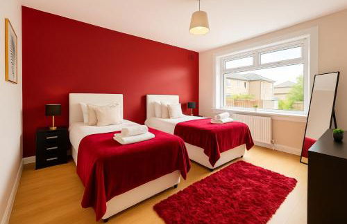 Register House Family or Contractor 4bed with Garden Driveway - Foto 1