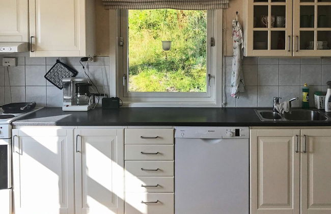 6 Person Holiday Home in Oystese - Photo 12