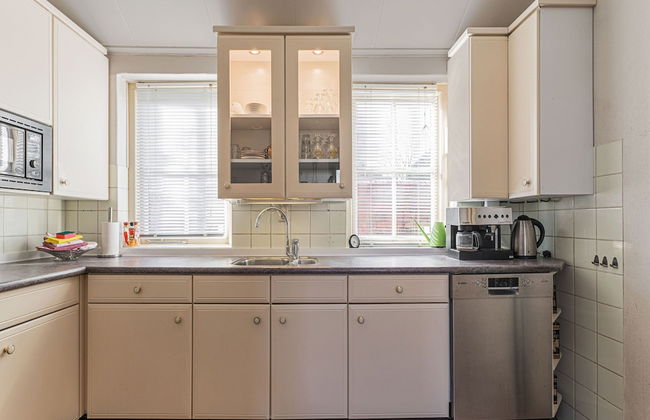 Lovely Holiday Home From 1761 With Contemporary Comfort - Foto 9