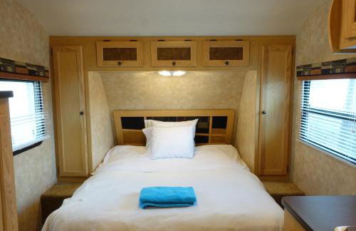 Best RV-Camper To Visit NYC-Hot Tub-Free Parking - Foto 1