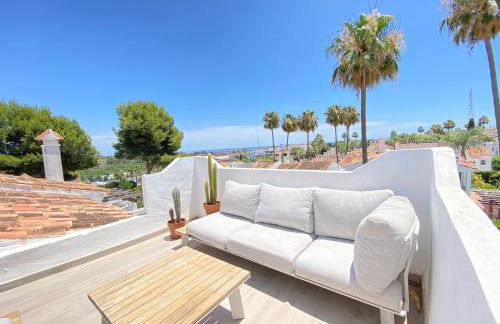 Townhouse w/sea view & garden - Photo 11