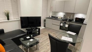 1 bed apartment in the heart of Staines town centre - Foto 1