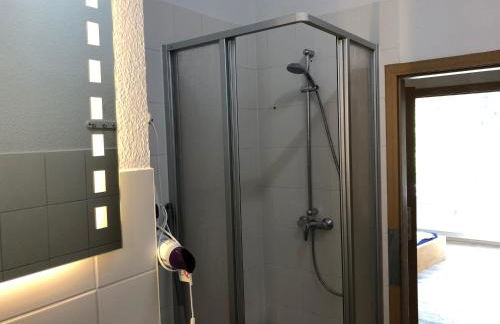 Ruhige EG Wohnung bei der Burg - Foto 9