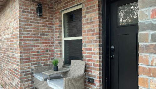 Deer Lake Cabin 3 bd Room NEWLY BUILT with Fireplace Hot Tub and EV Charger - Foto 4