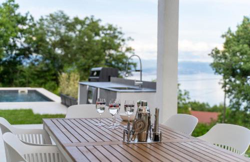 Villa Mare&Monti in Opatija, Heated pool with sea view - Foto 11