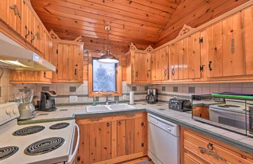 Waterfront Arkdale Retreat 2 Acres with Deck and View - Foto 13