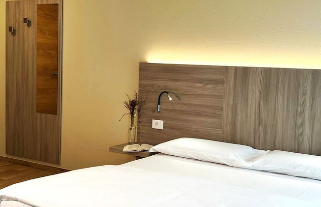 Bernina Suites -2min walk to Bernina Exp - Photo 6