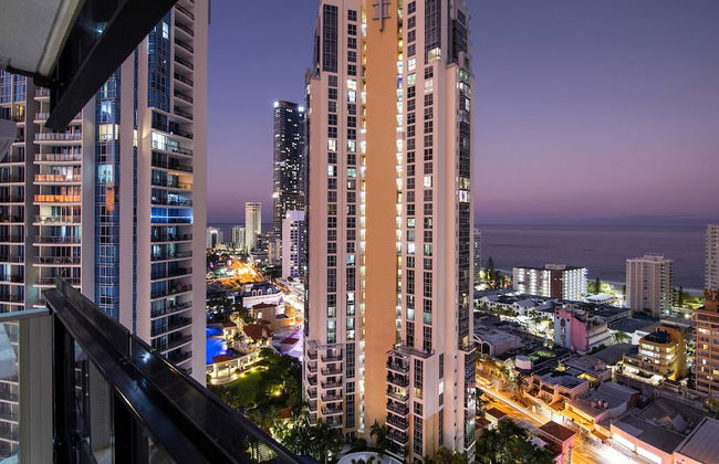 Circle on Cavill - Wow Stay - Photo 5