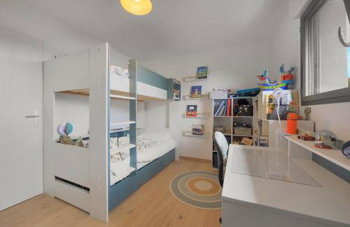 La Villa Sainghin - Piscine et Jacuzzi Privé - Foto 8