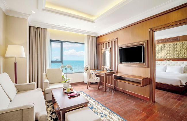 DLG Hotel Danang - Photo 60