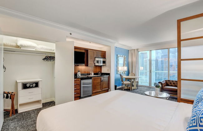 Lucky Gem Penthouse Suites at Signature - Foto 9
