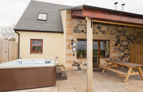 2 Eden at Williamscraig Holiday Cottages - Photo 12