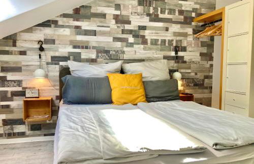 Living at Saarpartments - AdultsOnly - Business & Holiday Homes with Kitchen for Long- and Short Term stay, 3 min to St Johanner Markt and Points of Interest - Foto 4