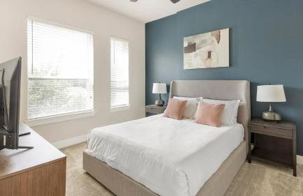 Landing Stylish 1BD Yoga Studio Gym - Photo 34