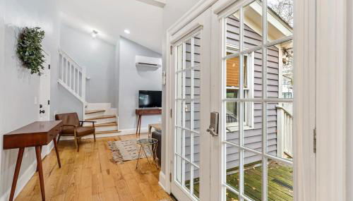 Spacious and Quiet One Block off King Street - Foto 4