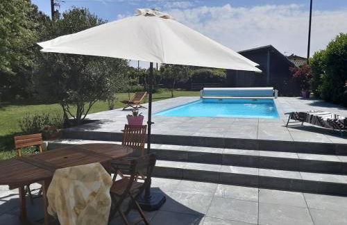 large country house with pool and garden - Foto 18