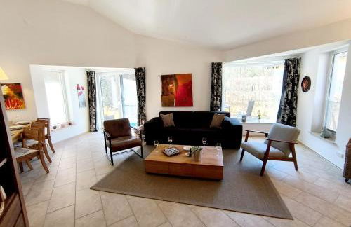 Luxuriöses, familienfreundliches Ferienhaus ,,Amy,, mit Whirlpoolwanne, Kamin und Garten - Foto 40