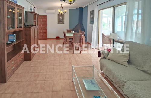Villa privada con piscina, 3 dormitorios + 2 baños - ES-389-30 - Foto 4