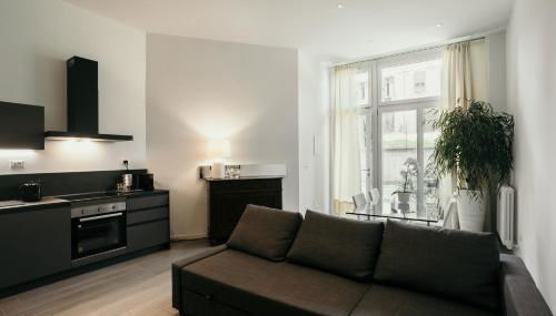 GuestHost - Studio 1 Deisgn Apartment with Car Parking! - Foto 3, stove