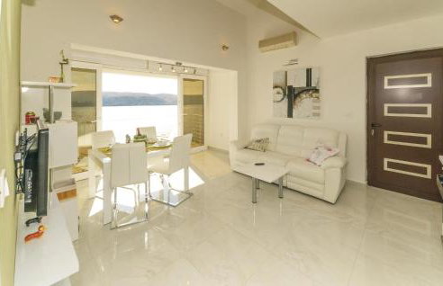 Cozy Apartment In Miskovici With Wifi - Foto 19