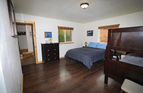 Denali Park View House - Photo 30