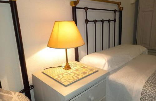 Triana, a tres minutos de parada de metro. - Foto 16