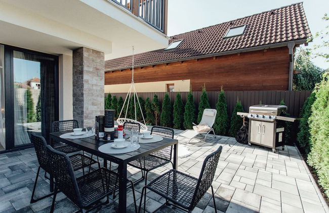 Miracle Seasons - Foto 35