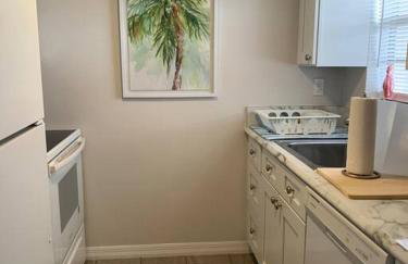 Ormond Beach, fun & loving sun! - Photo 22