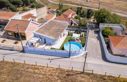 Moradia Familiar Piscina 5min Praia by HOST-POINT - Foto 33