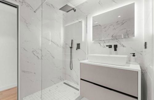 REF 1244 - Cannes Back Croisette - Sea view apartment for rent - Photo 14