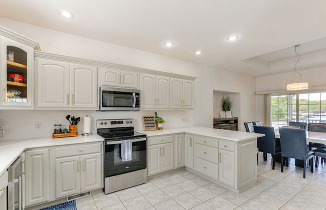 Lakeside Gravois Mills Home w/ Boat Slip + 4 Decks - Foto 75