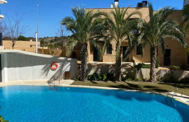 Beachfront Penthouse! - Photo 2