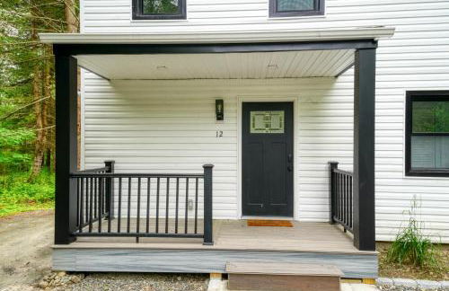 Brand New House with Huge Patio - Photo 40