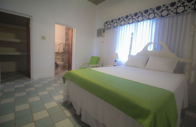 Kenwood Villa - Photo 7