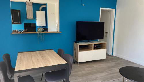 Spacious T3 with balcony - close to town center - Photo 4