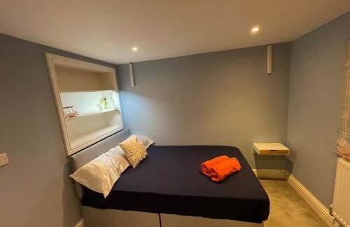 Huge 6-Bedroom House in Greenwich, Sleeps 12 - Foto 11