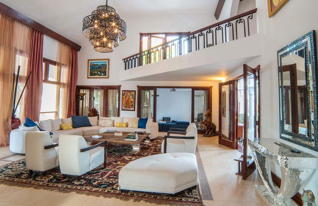 5-star Villa for Rent in Moroccan-style at Casa de Campo - Large Pool Jacuzzi Staff - Photo 25