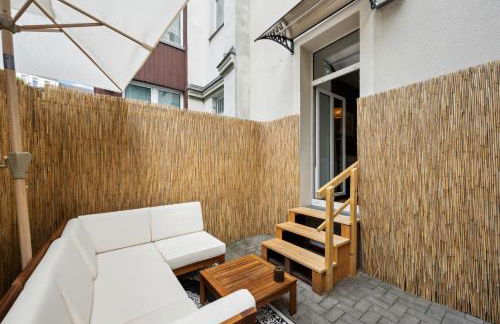 Gemütliches Apartment - hochwertiges Boxspringbett, privater Parkplatz, Terrasse, komplette Küche, WLAN, 40 Zoll HD TV - Foto 4