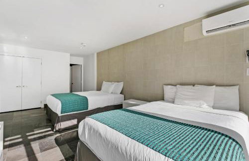 Upscale Modern Villa Private w Terrace in Bahia Mar Beachfront Resort, Heated Pool! - Photo 16