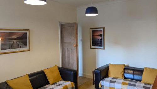 Apartment with Outside Patio and Car Space - Foto 5