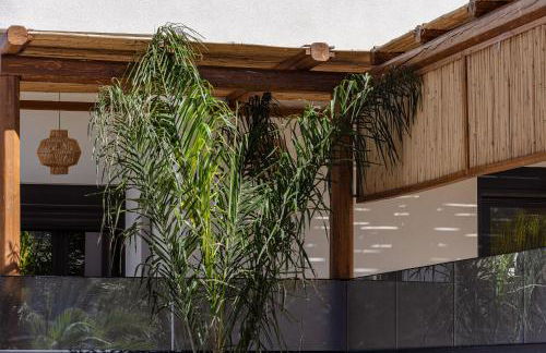 Isla Luxury Apartment - Private Pool - 100m from the beach - Foto 29