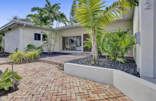 Brand New! Heated Pool, Golf Cart, Next to Beach - Foto 2