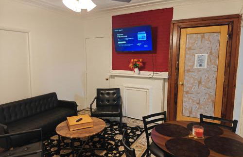 JSQ Apartment, 5 Mins from PATH Station - Foto 9