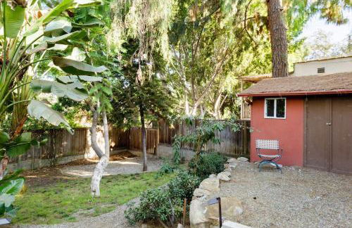 Silver Lake Mid-century Nestled in the Treetops - Foto 42