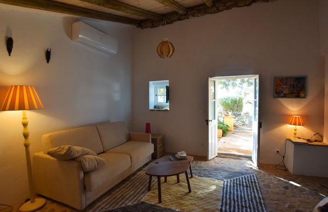 Attractive Portuguese Farm With Modern Decoration - Photo 8