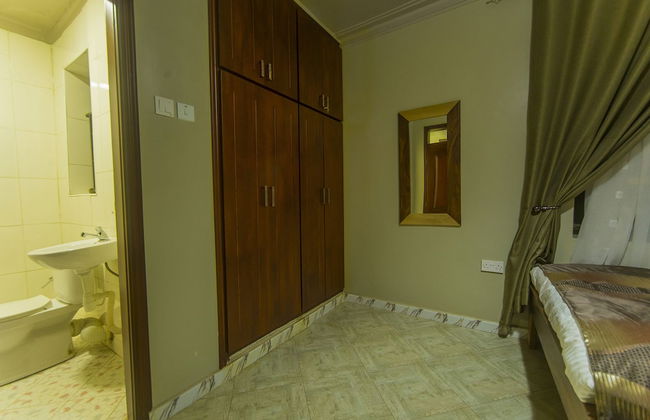 Victoria Breeze Hotel Apartment - Photo 4