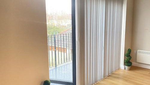 Balcony Sky- View London Apartment - Foto 3