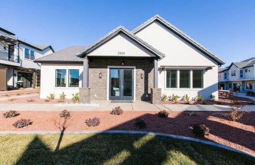 Ocotillo Springs 3 Beautiful 3 Bedroom Home - Photo 52