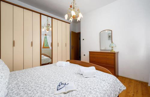 Spacious Apartment in Markoci - Foto 9