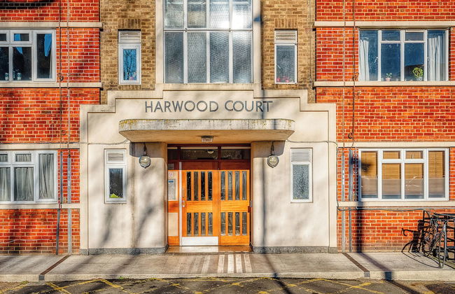 Hardwood Home - Foto 10